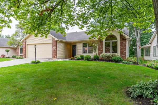 4223 Stillwood Drive, Fort Wayne, IN 46815