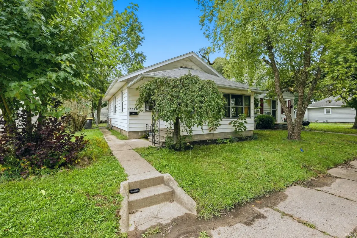 2025 Carlton Avenue, Fort Wayne, IN 46802 - #1
