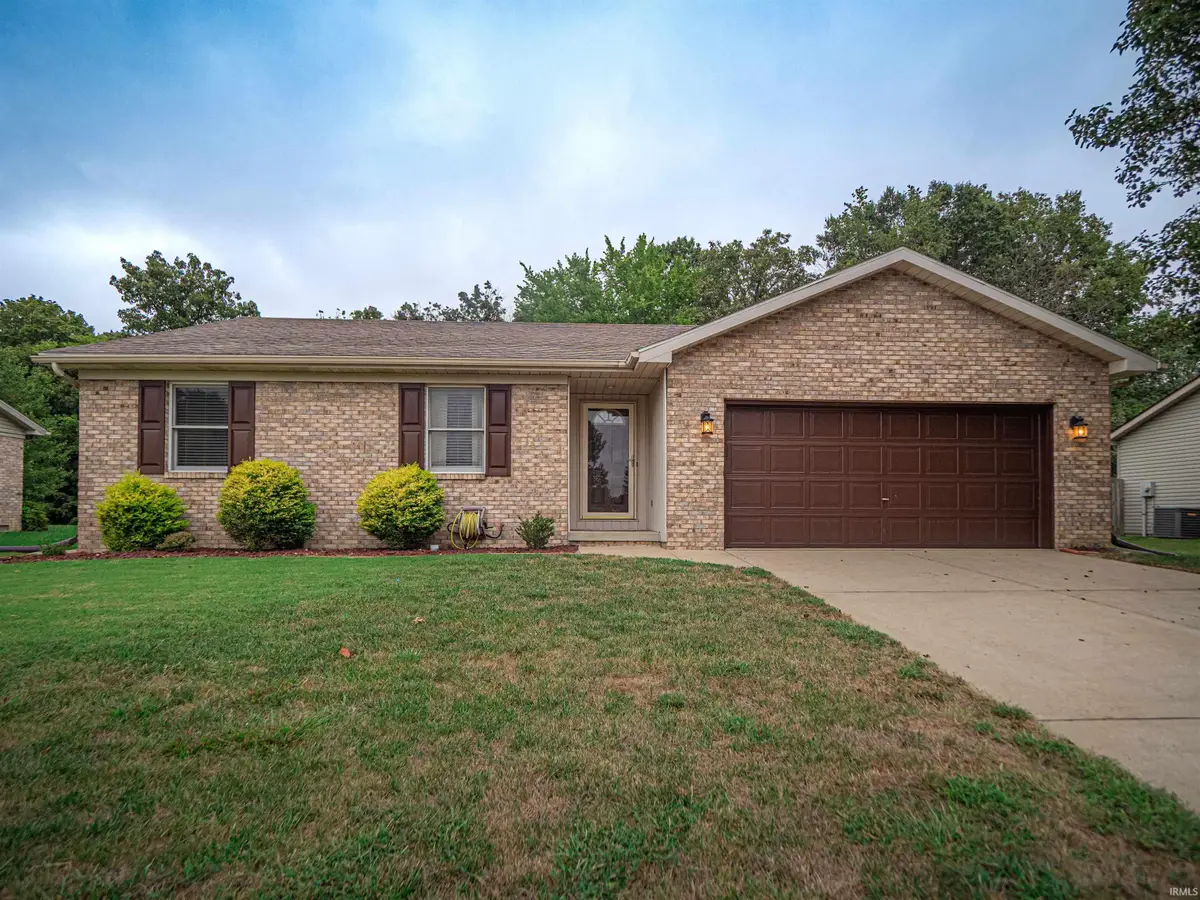 6098 Yosemite Drive, Newburgh, IN 47630 - #1