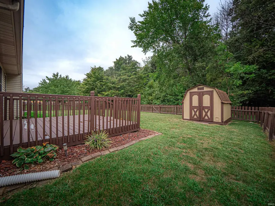 6098 Yosemite Drive, Newburgh, IN 47630 - #2