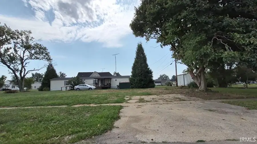 490 NE 10th Street, Linton, IN 47441 - #2