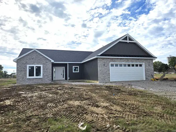 22452 Ash Street, Woodburn, IN 46797