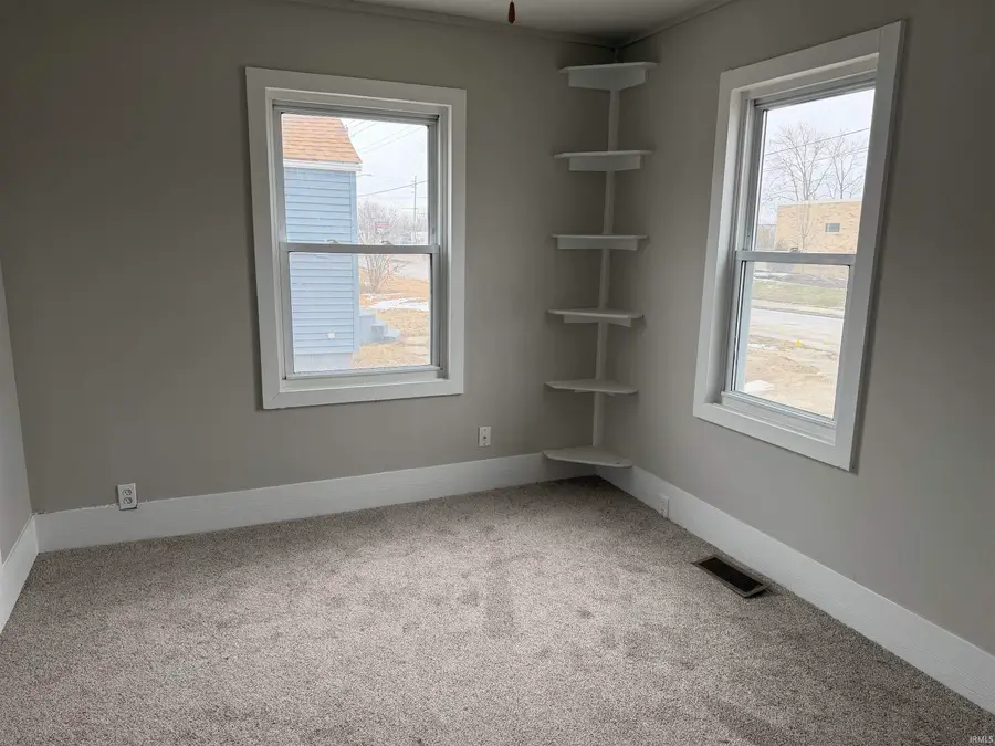 511 E Pettit Avenue, Fort Wayne, IN 46806 - #3