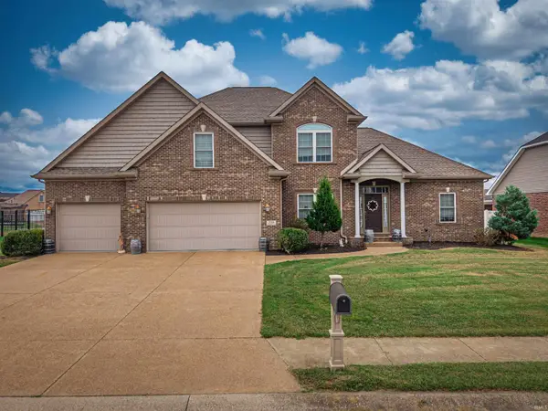 2918 Courtz Court, Newburgh, IN 47630