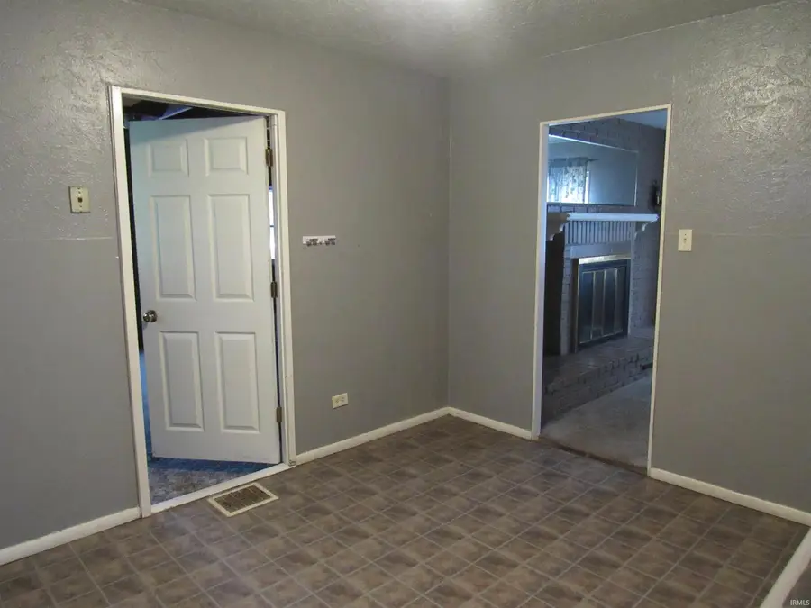 2522 Walker Avenue, Kokomo, IN 46901 - #3