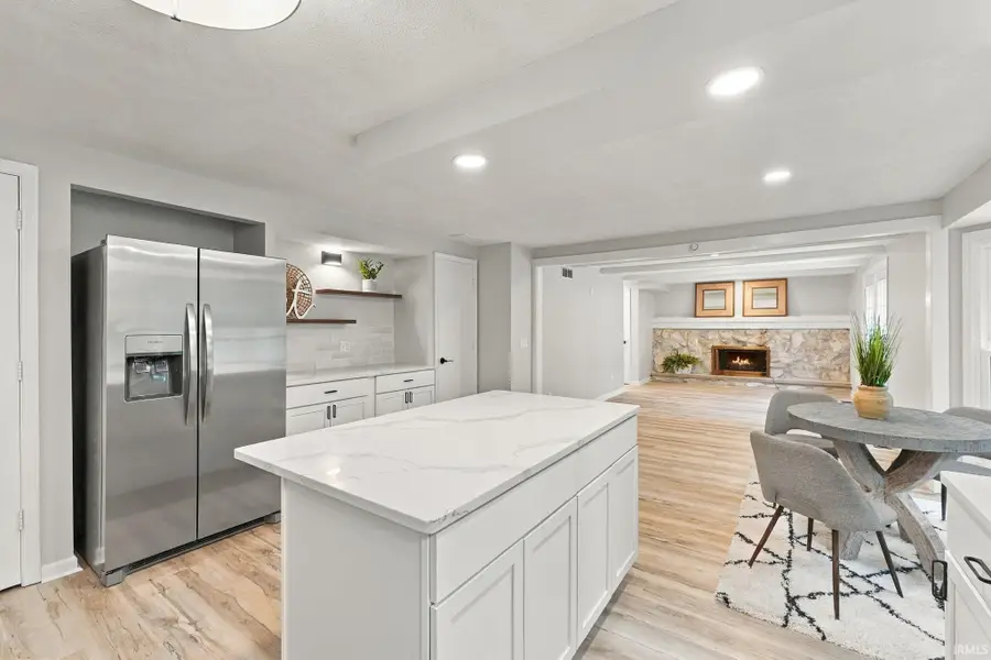 11207 Illinois Rd, Fort Wayne, IN 46814 - #3