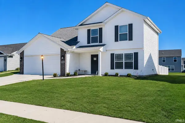 3739 Victoria Lakes Court, New Haven, IN 46774