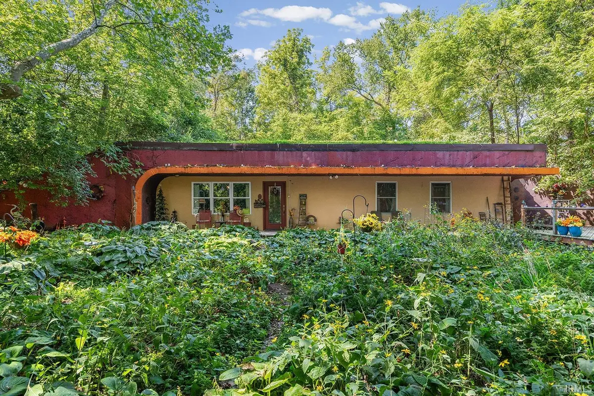 664 W 100 N Lane, Williamsport, IN 47993 - #1