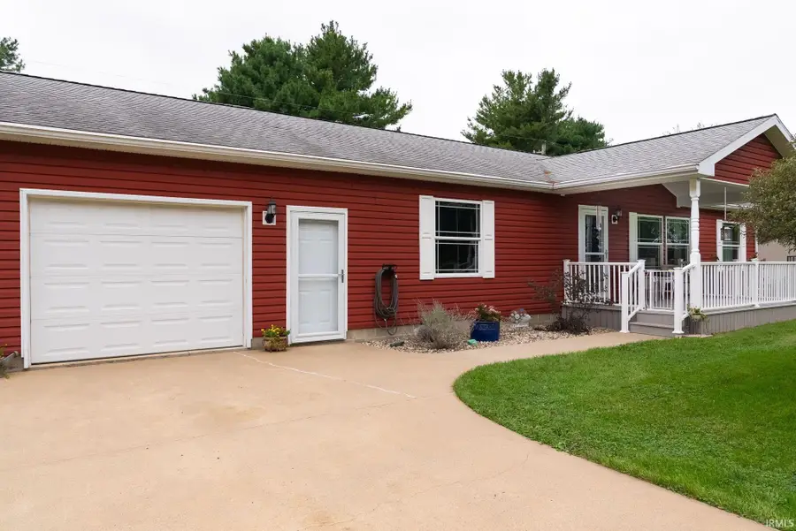 1390 S Meadow Drive, Monticello, IN 47960 - #3