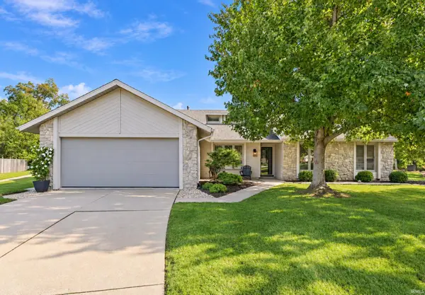 8415 Creekside Place, Fort Wayne, IN 46804