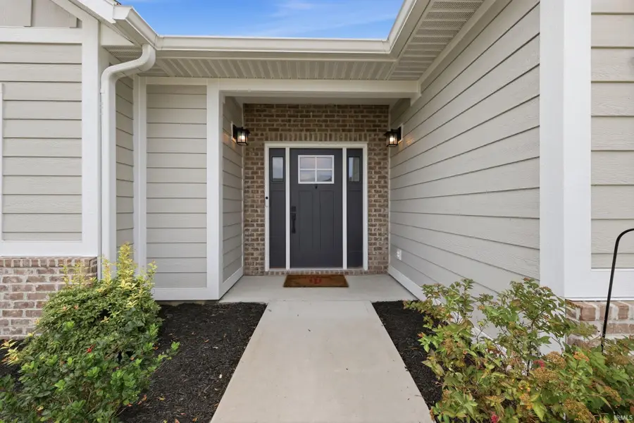 925 Stonehenge Drive, Bedford, IN 47421 - #2