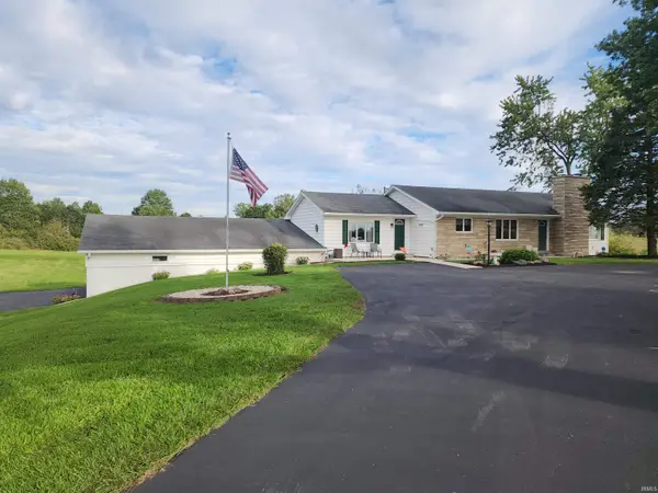 10695 S 200 W Road, Geneva, IN 46740