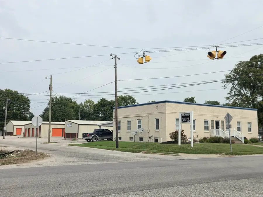 508 W Elnora Street, Odon, IN 47562 - #3