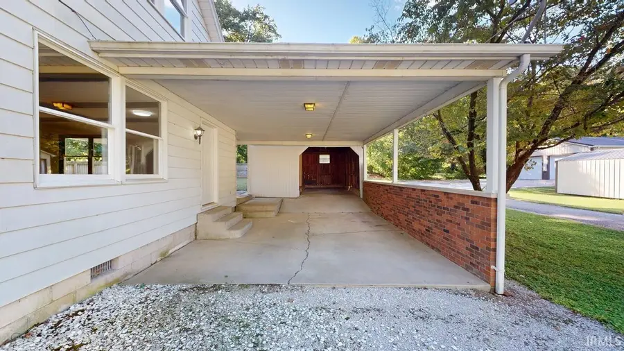 116 N Sycamore Street, Huntingburg, IN 47542 - #3