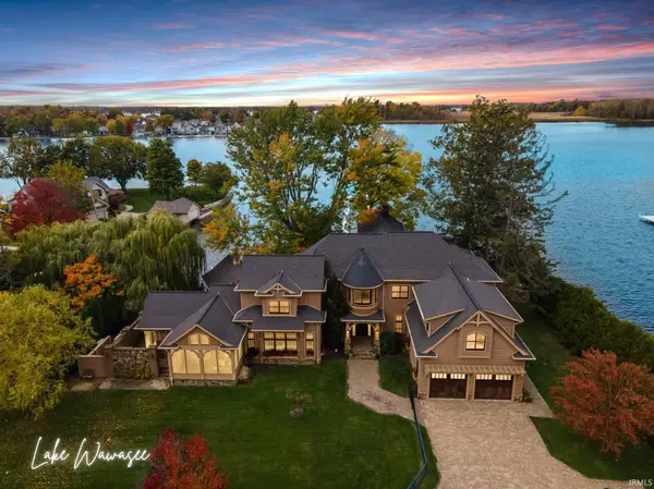 11751 N Black Point Road, Syracuse, IN 46567