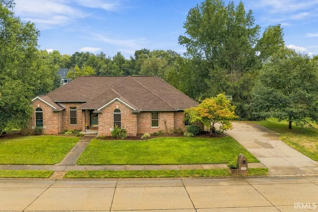 5588 Inverness Drive, Newburgh, IN 47630 - #1