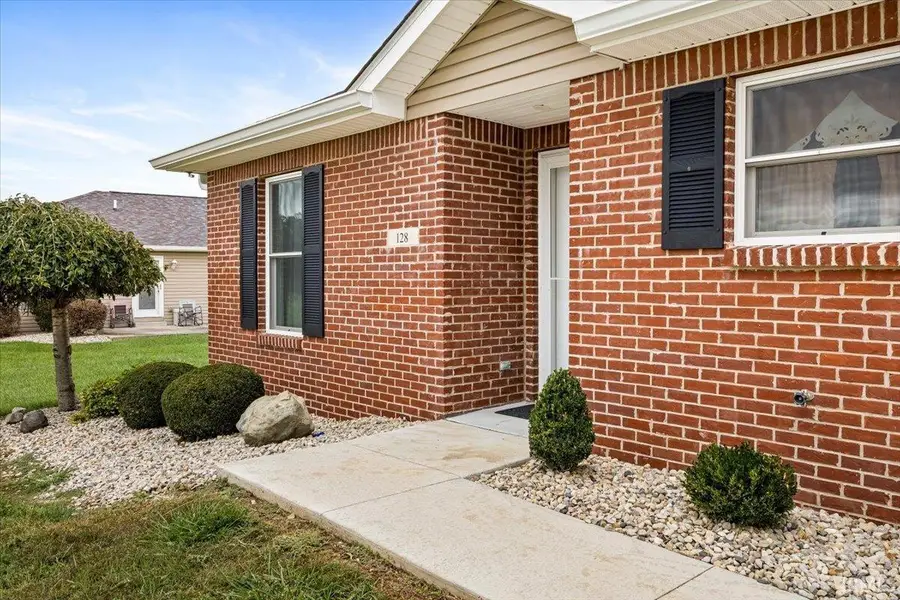 128 Sunset Drive, Winchester, IN 47394 - #2