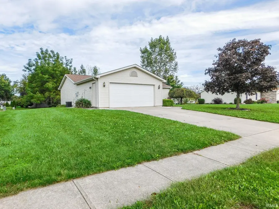 1311 Sunnyglenn Court, Bluffton, IN 46714 - #2
