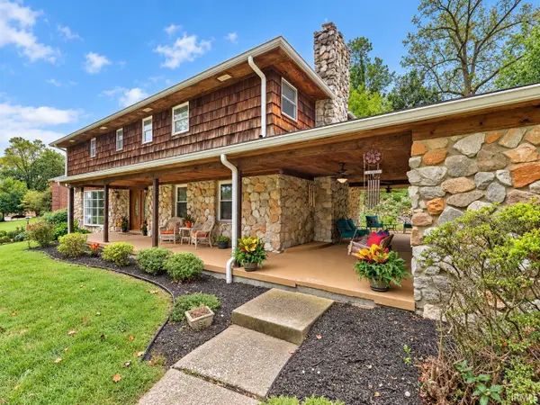 6322 Pfafflin Lake Boulevard, Newburgh, IN 47630