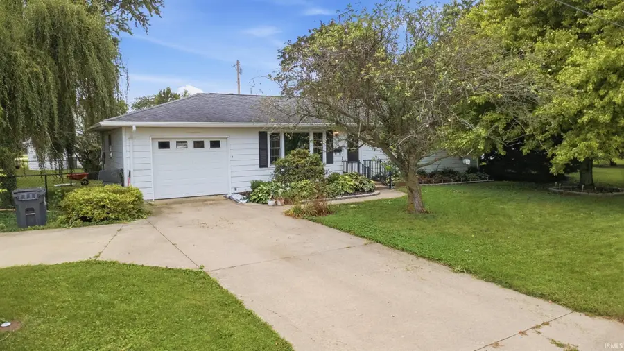 606 E Main Street, Fowler, IN 47944 - #2