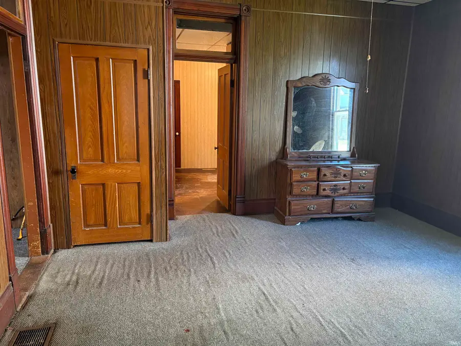114 N Main Street, Huntingburg, IN 47542 - #3