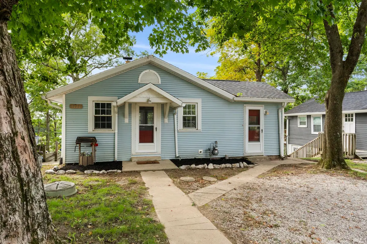 11910 W Breezy Point Drive, Monticello, IN 47960 - #1