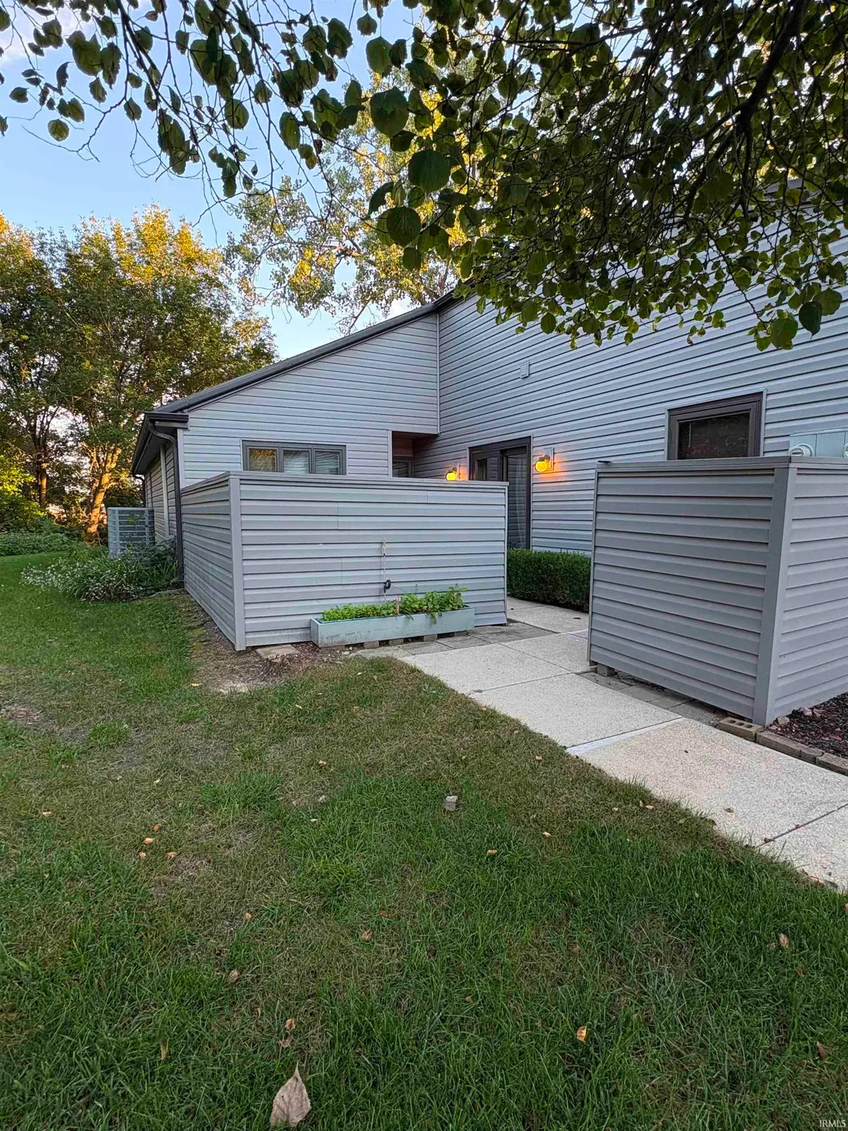 18 Woodspoint Circle, North Manchester, IN 46962 - #1