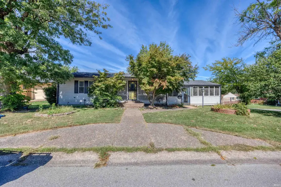 502 Linnwood Avenue, Sellersburg, IN 47172 - #2