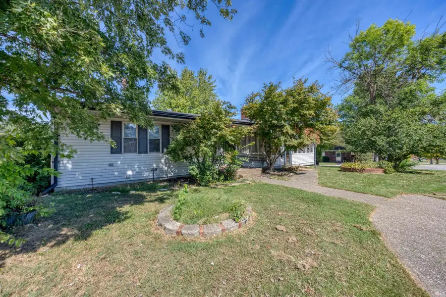 502 Linnwood Avenue, Sellersburg, IN 47172 - #3