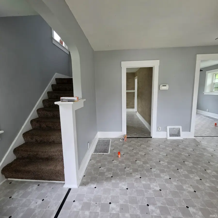 3613 Monroe Street, Fort Wayne, IN 46806 - #3