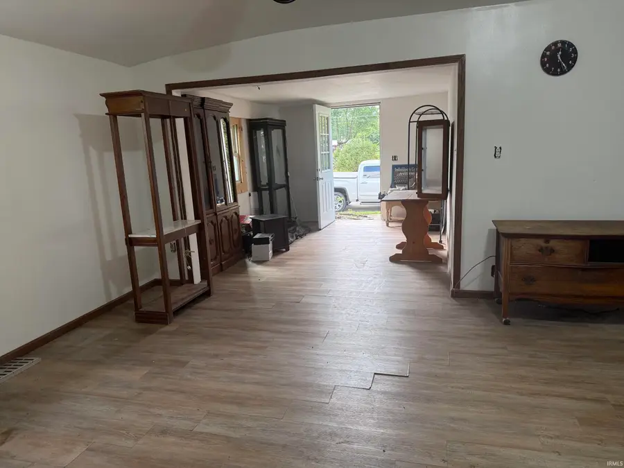 802 W Commercial Street, Hartford City, IN 47348 - #2