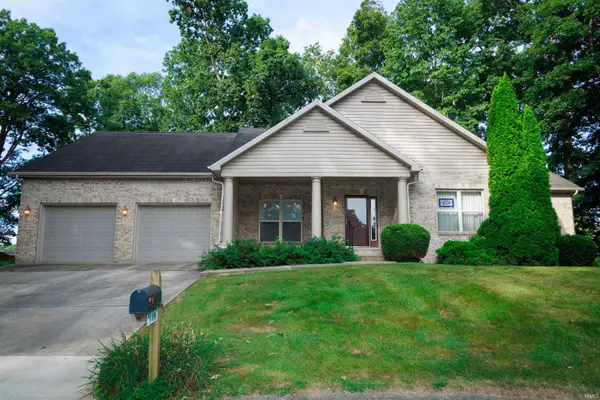 104 Maple Cove Cove, Williamsport, IN 47993