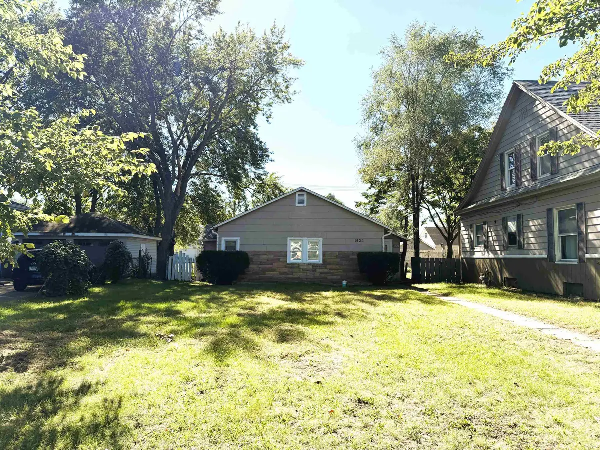 1521 E Lincolnway Way, Mishawaka, IN 46544 - #1