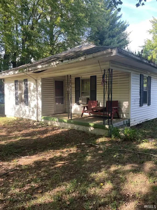 4773 N Overby Street, Bicknell, IN 47512