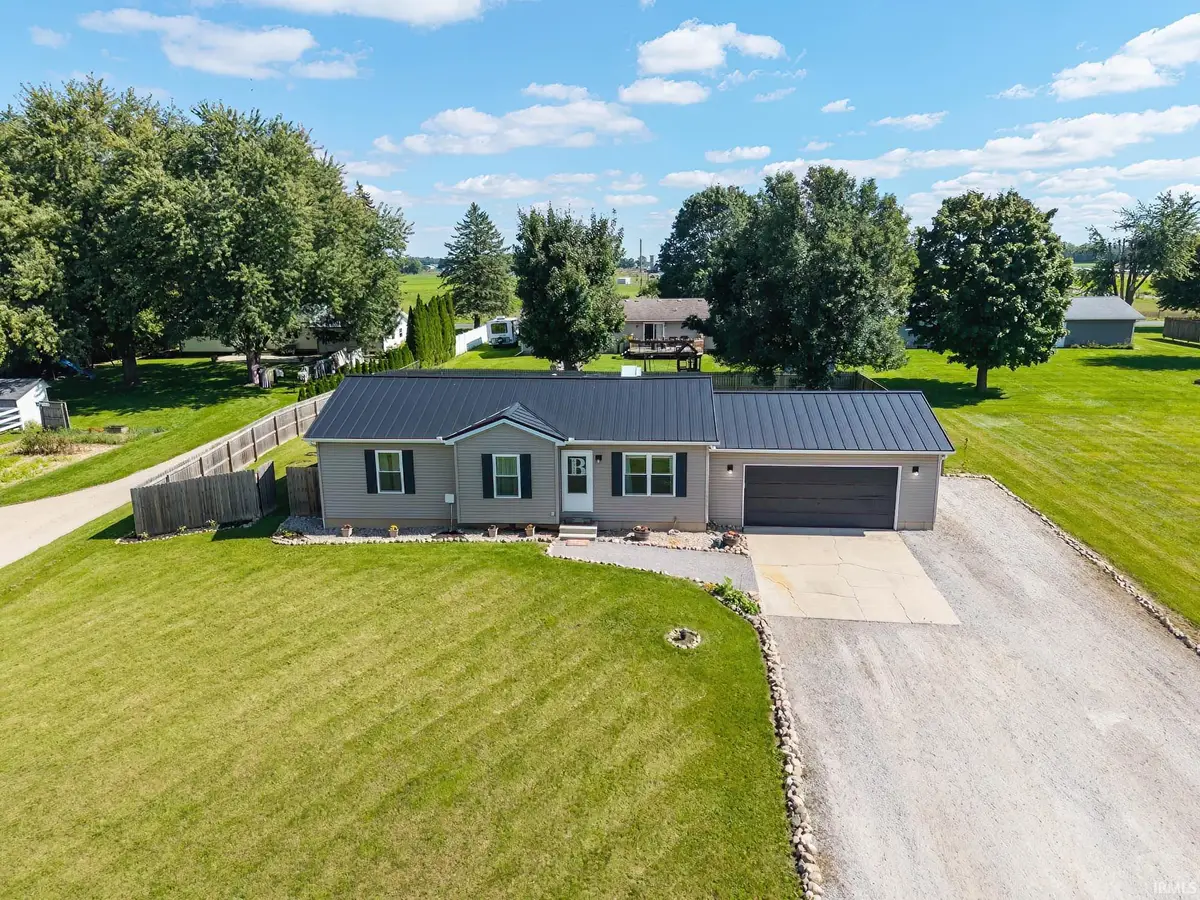 6925 S 505 W, Topeka, IN 46571 - #1