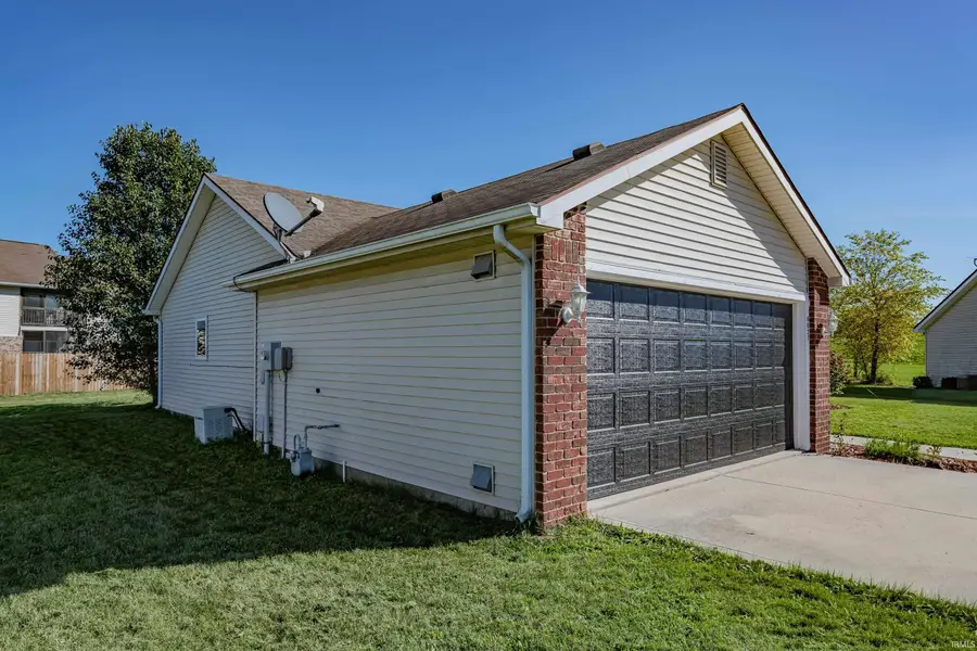 8627 Tara Court, Fort Wayne, IN 46825 - #3