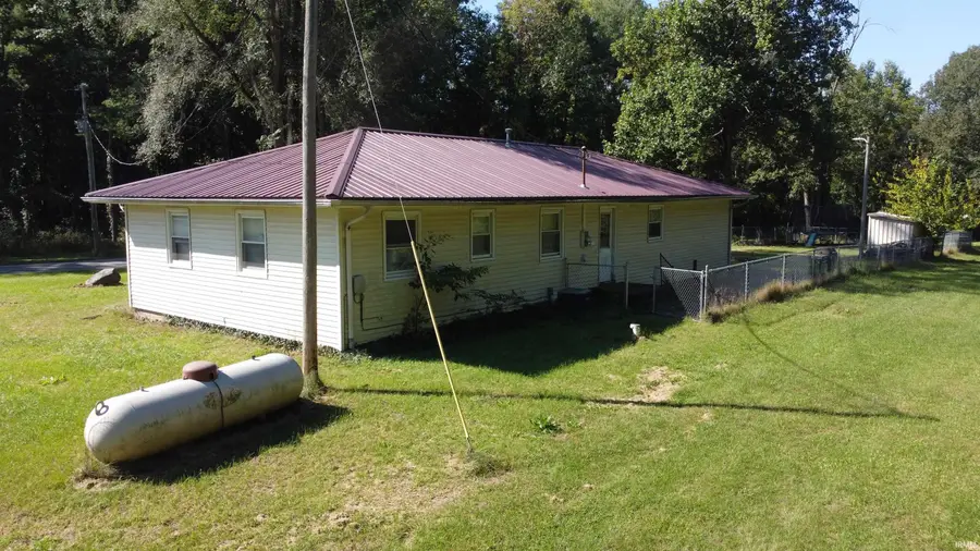 2032 E 300 N, Rochester, IN 46975 - #2