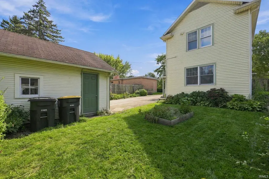 1142 W Foster Parkway, Fort Wayne, IN 46807 - #3