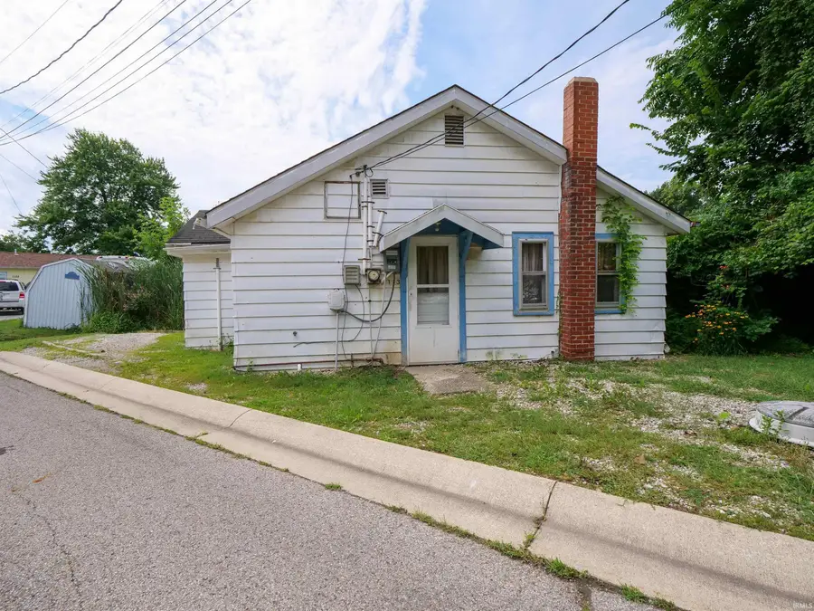 1113 S Kitson Drive, Syracuse, IN 46567 - #3