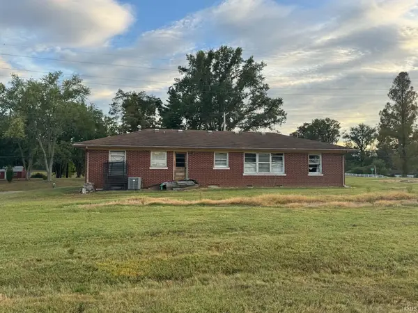6922 Oak Grove Road, Newburgh, IN 47630