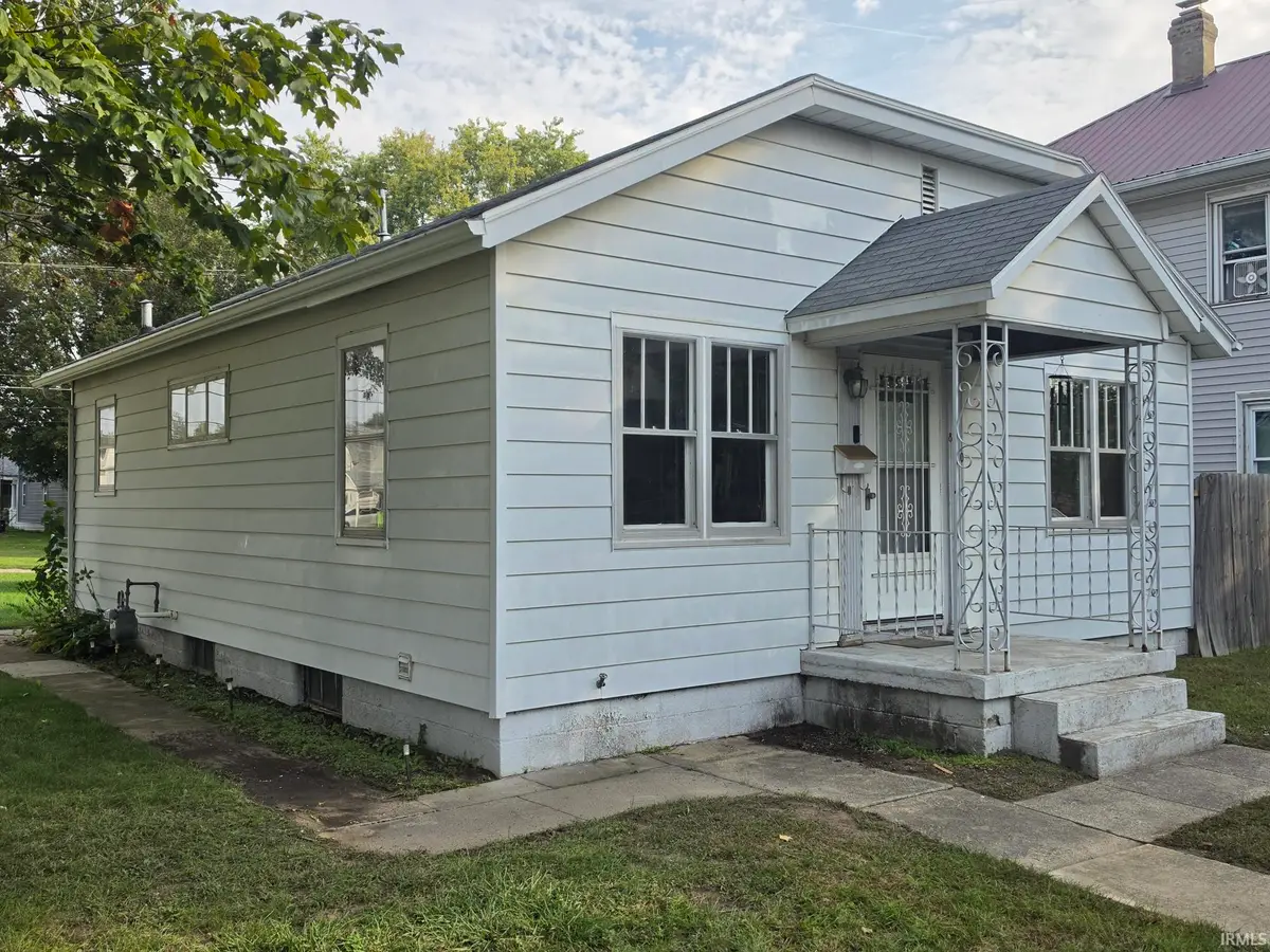 840 W Liden Avenue, Logansport, IN 46947 - #1