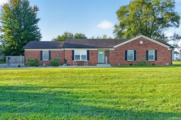 1397 E New Road, Greenfield, IN 46140