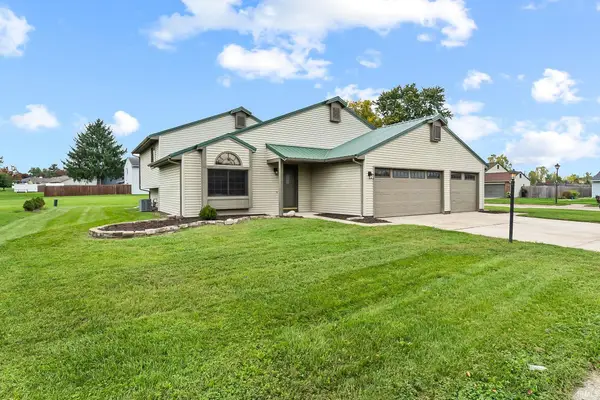 1720 Paveys Glen Run, Fort Wayne, IN 46804