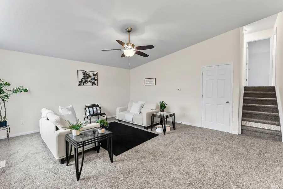 1720 Paveys Glen Run, Fort Wayne, IN 46804 - #3