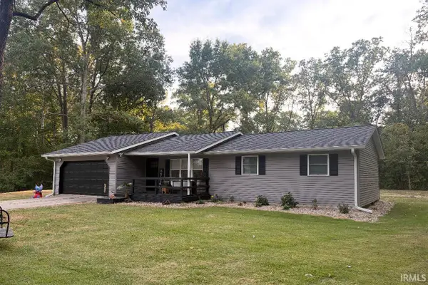 14572 S Shakamak Estates Drive, Jasonville, IN 47438