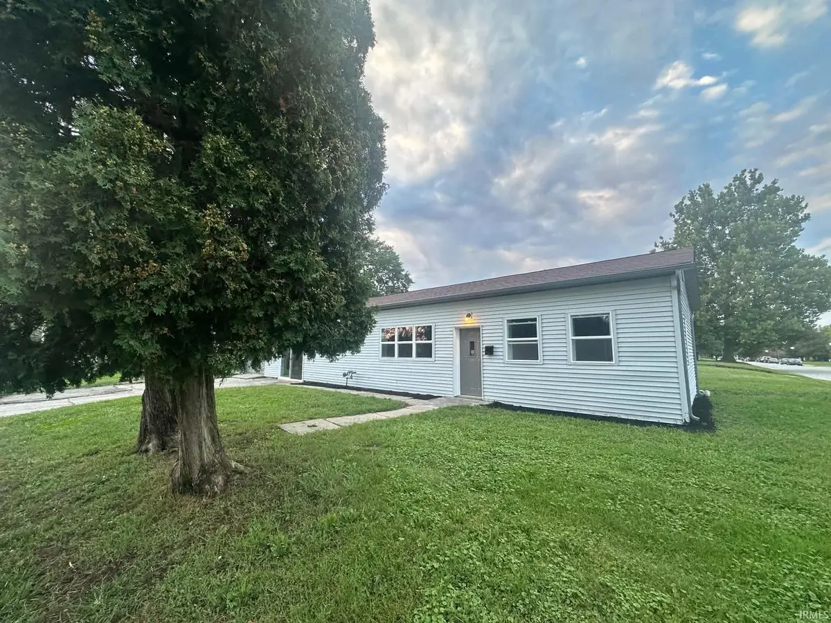 1806 Fruit Street, Huntington, IN 46750 - #1
