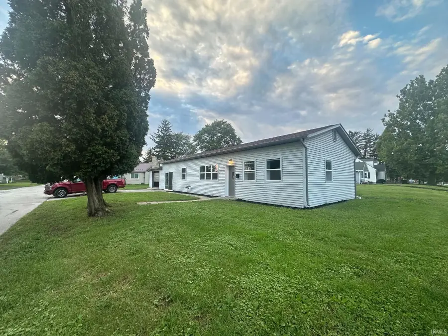 1806 Fruit Street, Huntington, IN 46750 - #2