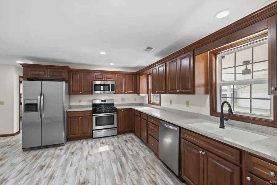 6227 W Taylor Road, Muncie, IN 47304 - #2