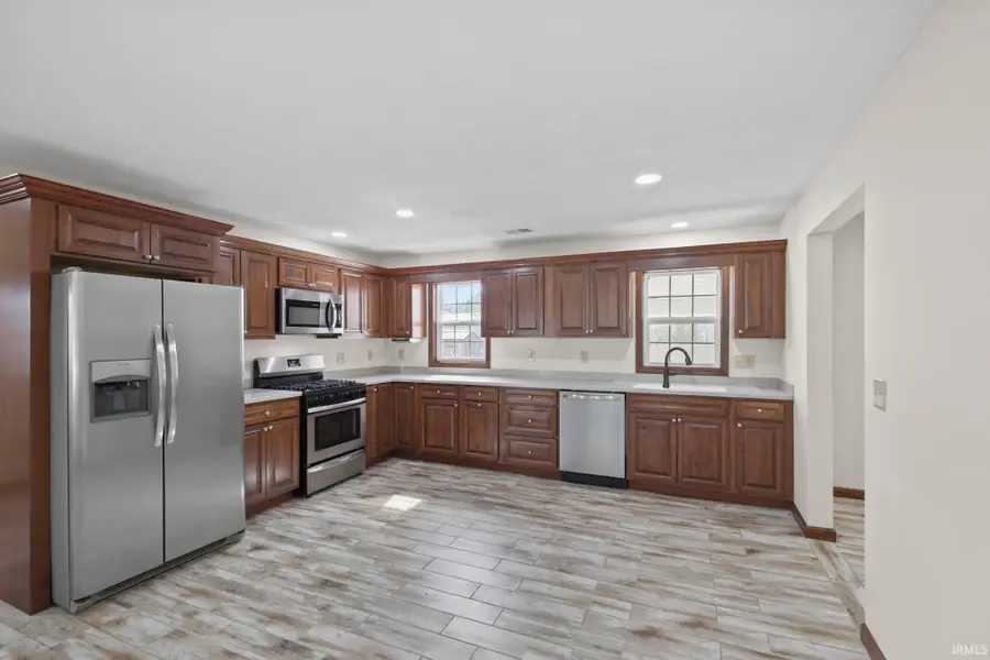 6227 W Taylor Road, Muncie, IN 47304 - #3