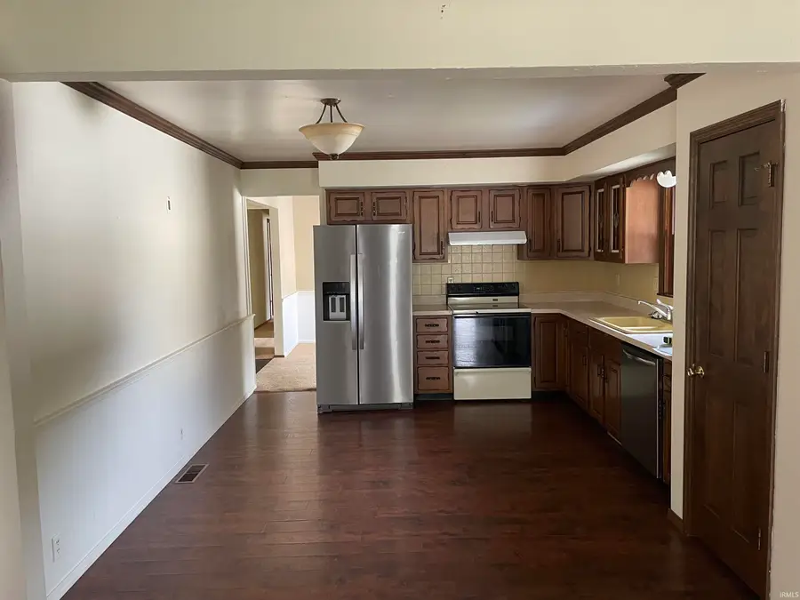 3300 W Twickingham Drive, Muncie, IN 47304 - #3